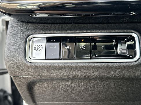 New 2026 Buick Envision Sport Touring AWD/4WD image 17