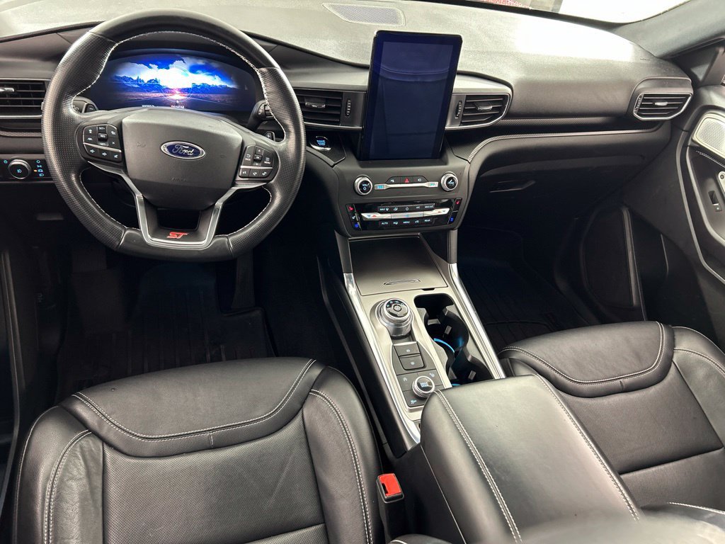 Used 2020 Ford Explorer ST w/ ST Street Pack AWD/4WD image 9
