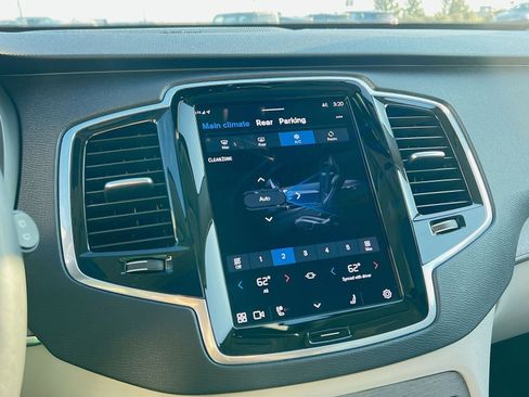 Certified 2023 Volvo XC90 B6 Plus w/ Protection Package Premier image 21