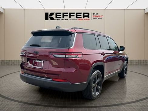 New 2026 Jeep Grand Cherokee L Limited w/ Limited Altitude Package image 5