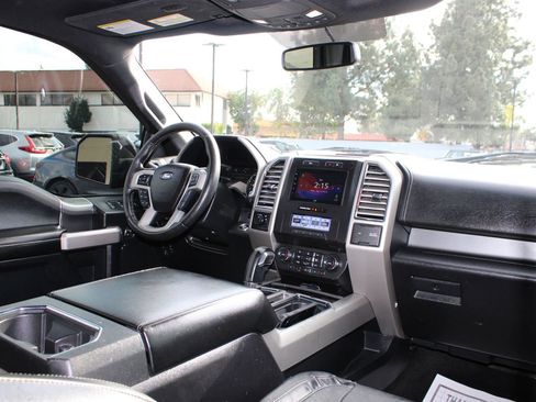 Used 2015 Ford F150 Lariat image 20