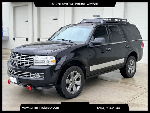 Used 2007 Lincoln Navigator Luxury Sport Utility 4D image 1