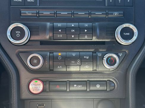 Used 2018 Ford Mustang GT RWD image 46