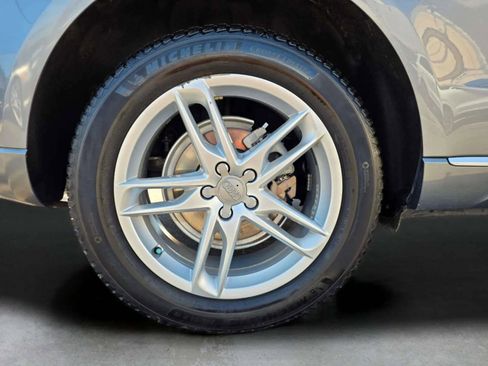 Used 2017 Audi Q5 2.0T Premium Plus w/ Technology Package image 12