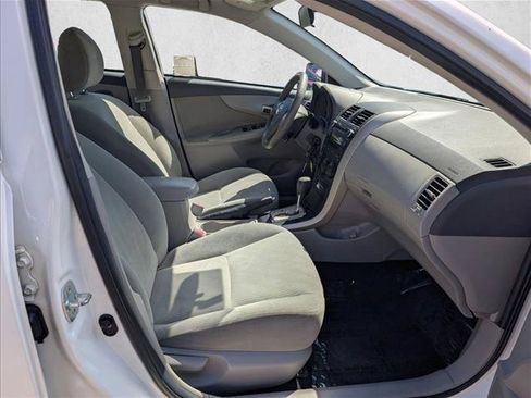 Used 2010 Toyota Corolla LE FWD image 18