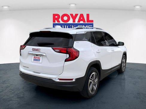 Used 2021 GMC Terrain SLT image 16