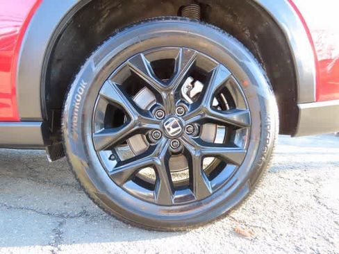 Certified 2025 Honda HR-V Sport image 10