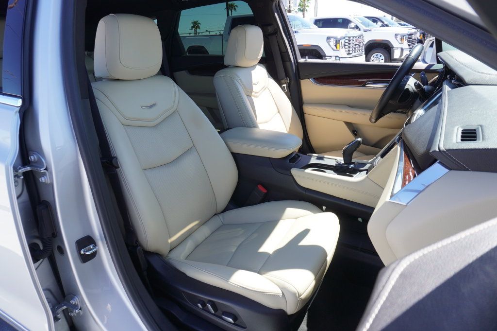 Used 2019 Cadillac XT5 Premium Luxury AWD/4WD image 15