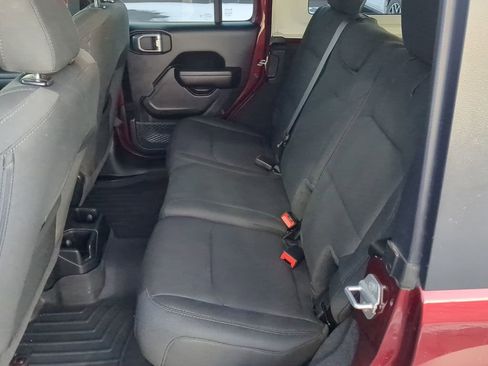 Used 2021 Jeep Wrangler Unlimited Sport image 17