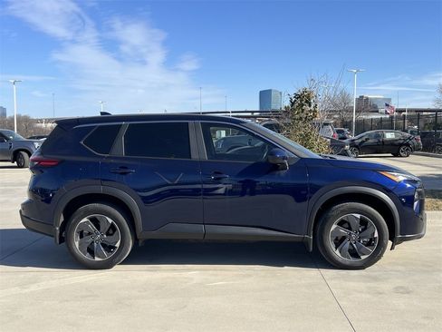 Certified 2024 Nissan Rogue SV image 3