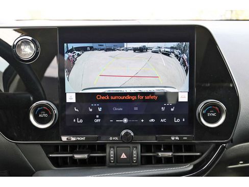 Used 2025 Lexus NX 250 FWD w/ Premium Package image 23