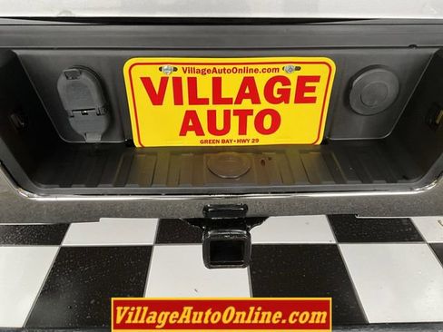 Used 2017 GMC Sierra 1500 SLT w/ SLT Premium Package image 40