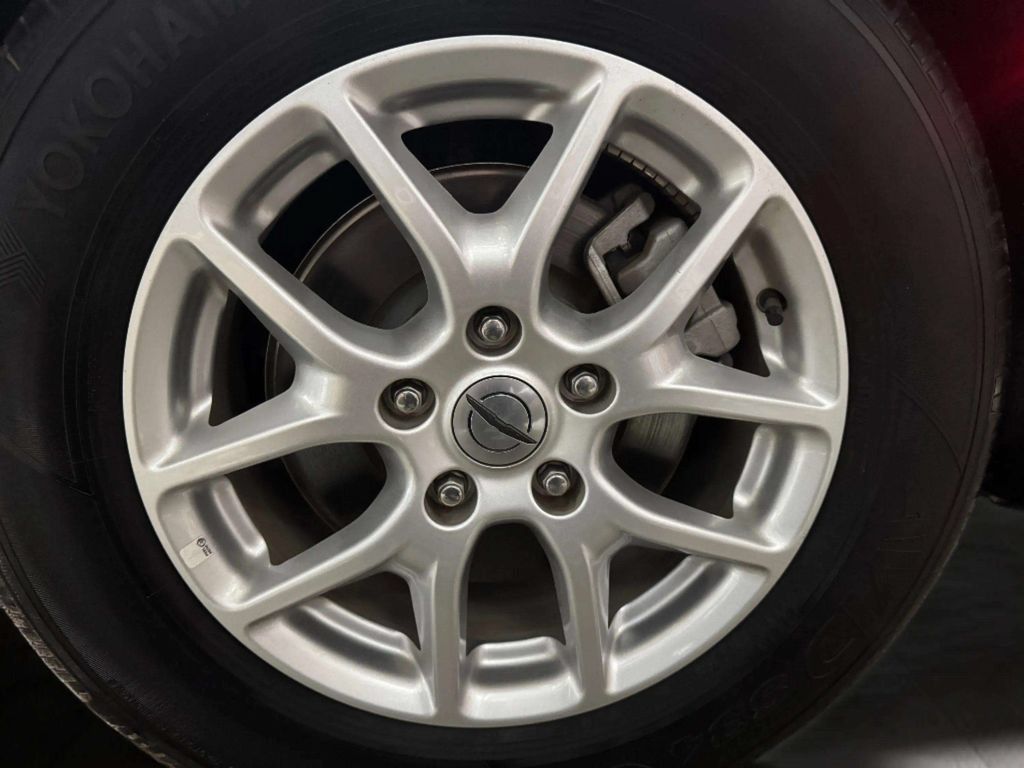 Used 2025 Chrysler Pacifica Select FWD image 29
