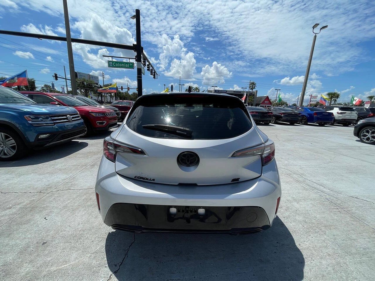 Used 2022 Toyota Corolla SE FWD image 7