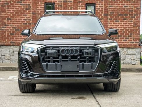 Used 2025 Audi Q7 3.0T Prestige AWD/4WD image 2