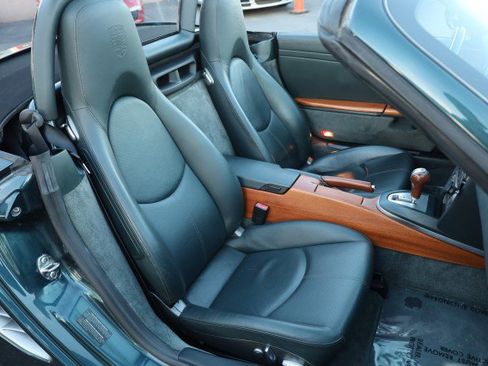 Used 2005 Porsche Boxster S image 44