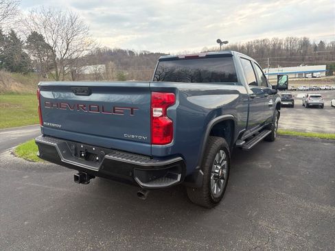 Used 2025 Chevrolet Silverado 2500 Custom w/ Custom Value Package image 6