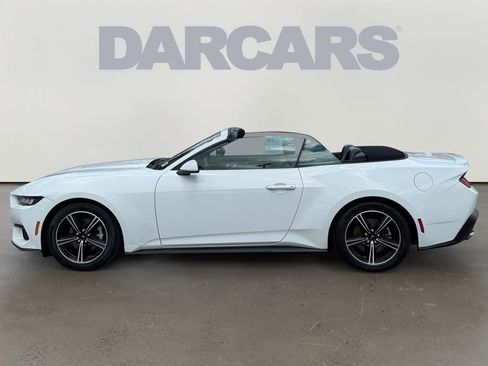 Used 2024 Ford Mustang Premium RWD image 4