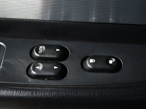 Used 2004 Ford Thunderbird RWD image 37