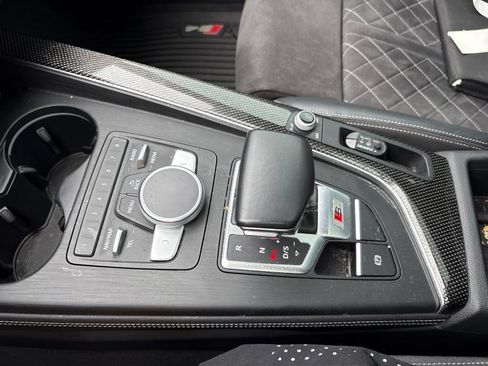 Used 2019 Audi S4 Premium Plus w/ Premium Plus Package AWD/4WD image 25