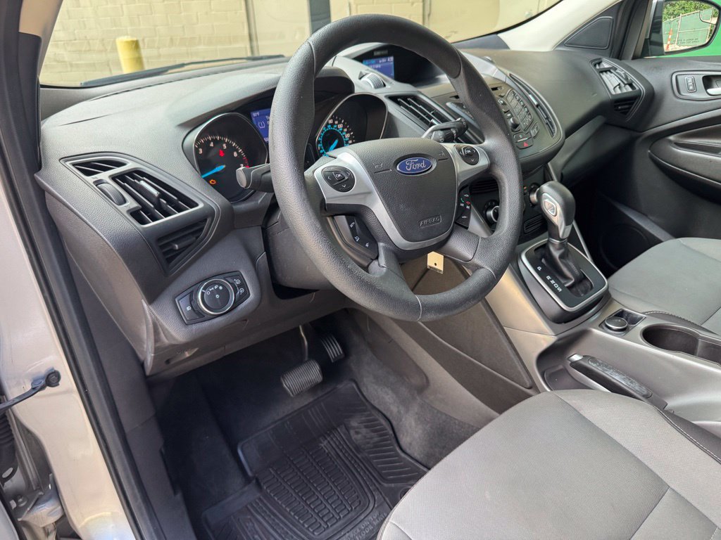 Used 2013 Ford Escape SE FWD image 9