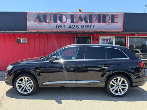 Used 2017 Audi Q7 3.0T Prestige AWD/4WD image 1