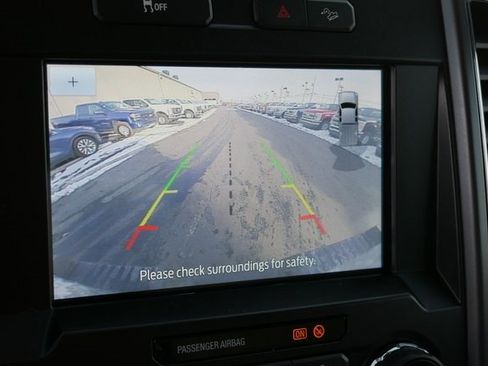 Used 2022 Ford F250 XLT w/ XLT Premium Package image 3