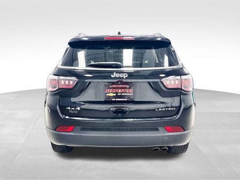 Used 2018 Jeep Compass Limited AWD/4WD image 8