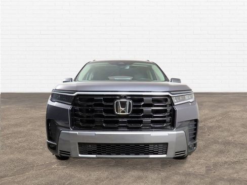 New 2026 Honda Pilot Touring image 9