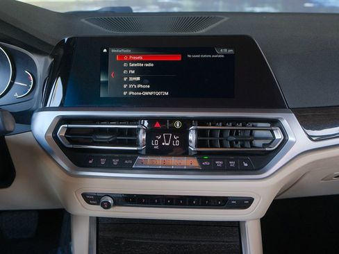 Used 2019 BMW 330i Sedan w/ Driving Assistance Package image 21