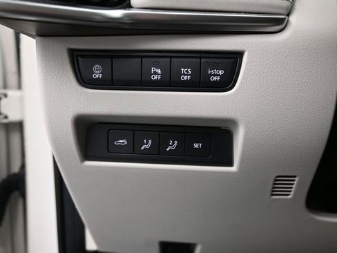 Certified 2024 MAZDA CX-90 3.3 Turbo w/ Premium Plus Pkg image 18