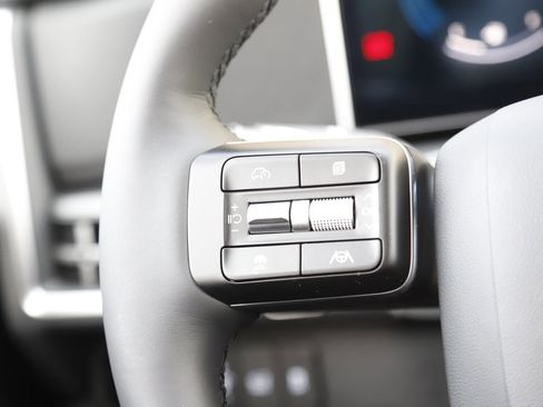 New 2026 Hyundai Santa Fe SE image 18