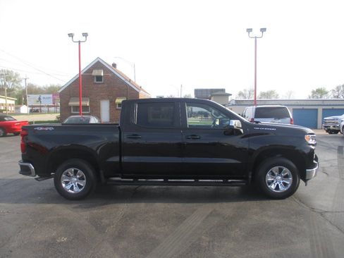 Used 2024 Chevrolet Silverado 1500 LT w/ Protection Package image 9