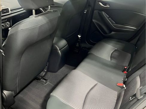 Used 2015 MAZDA MAZDA3 i Touring image 14