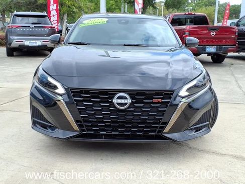 Certified 2025 Nissan Altima 2.5 SR w/ SR Premium Package image 2