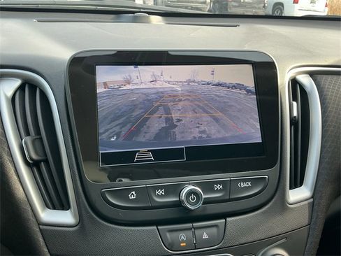 Used 2022 Chevrolet Malibu LT w/ Redline Edition image 18