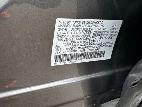 Used 2023 Acura MDX SH-AWD w/ Technology Package image 25