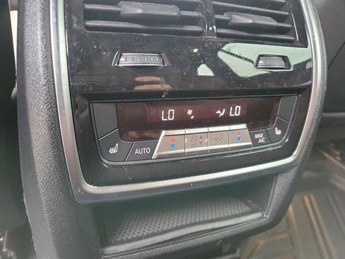 Used 2019 BMW X5 xDrive40i w/ Convenience Package image 9