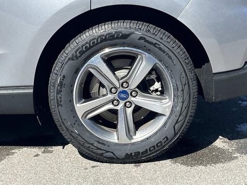Used 2021 Ford Edge SEL w/ Convenience Package AWD/4WD image 13