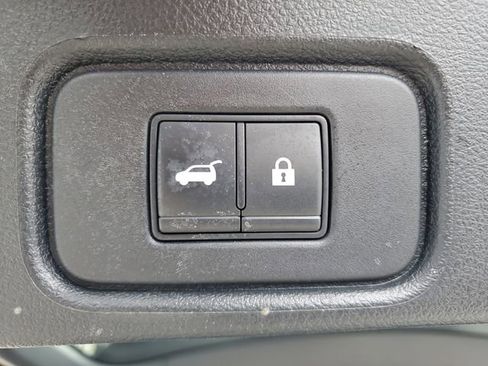 Certified 2023 Nissan Pathfinder Platinum w/ Cargo Package AWD/4WD image 11