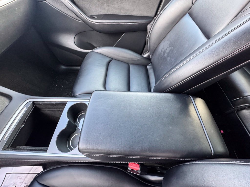 Used 2021 Tesla Model Y Long Range AWD/4WD image 20