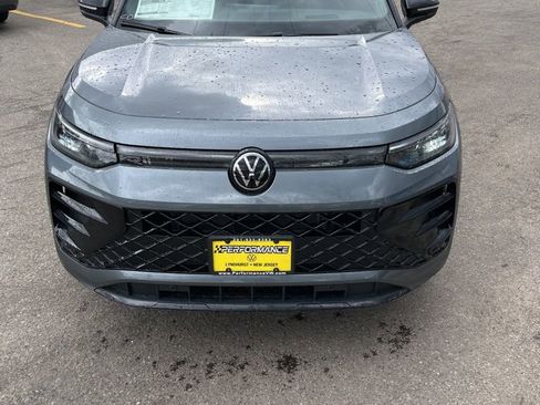 New 2026 Volkswagen Tiguan SE R-Line AWD/4WD image 2