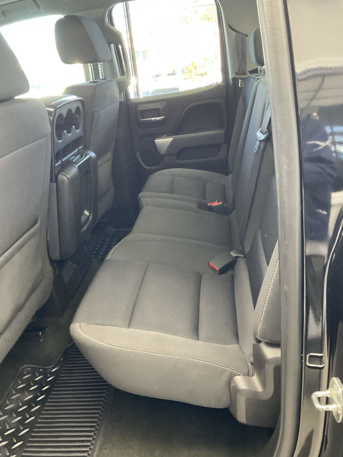 Used 2017 Chevrolet Silverado 1500 LT w/ All Star Edition AWD/4WD image 10