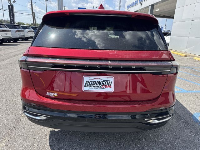 New 2026 Lincoln Nautilus Premier AWD/4WD image 4