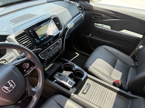 Certified 2023 Honda Passport Elite image 17