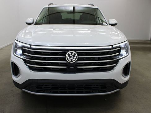 New 2026 Volkswagen Atlas SE FWD image 7