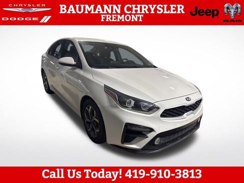 Used 2020 Kia Forte LXS FWD image 1