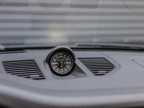 Used 2026 Porsche 911 GT3 RWD image 15