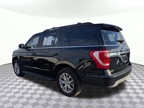 Used 2021 Ford Expedition XLT w/ Cargo Package image 5