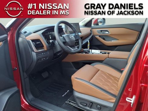 New 2026 Nissan Rogue Platinum image 22